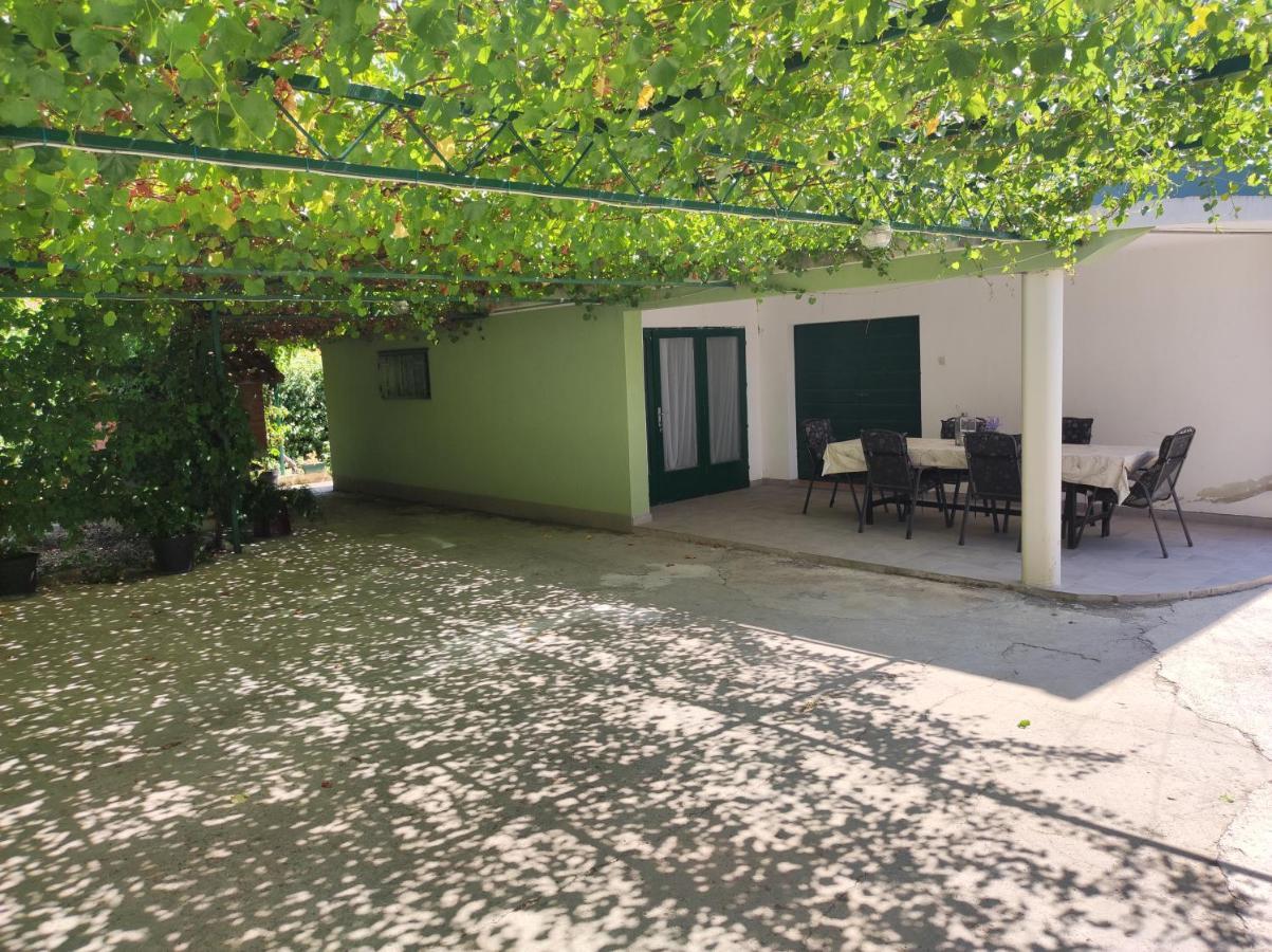Apartments Valeria Kaštela Kültér fotó