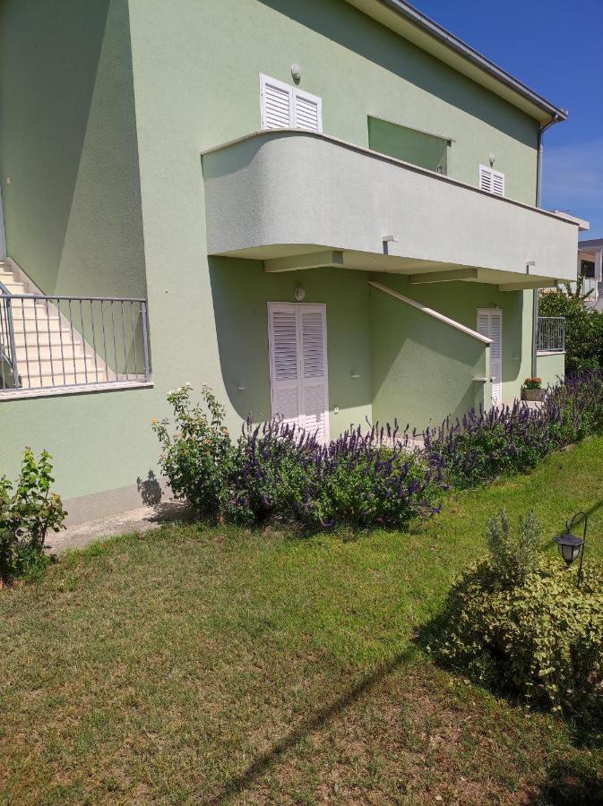 Apartments Valeria Kaštela Kültér fotó