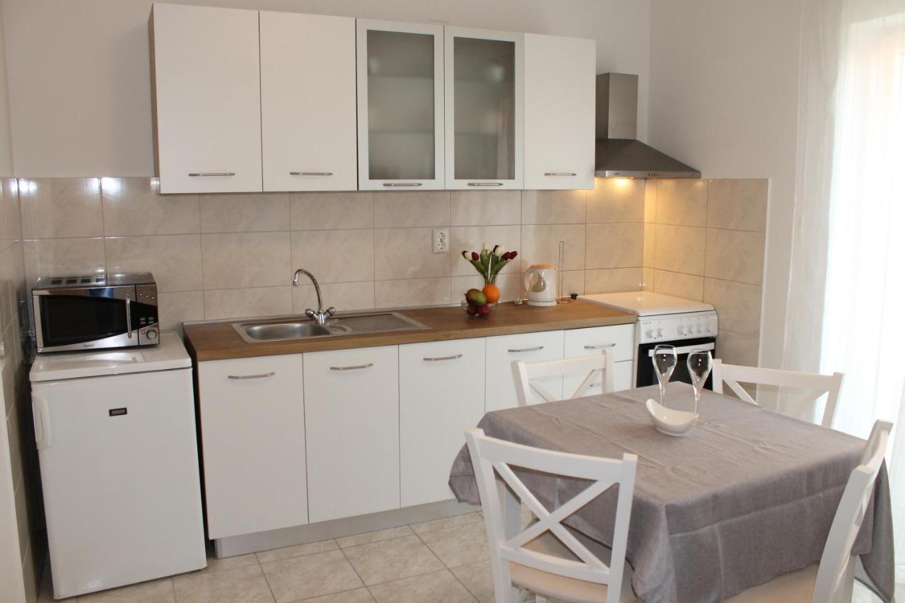 Apartments Valeria Kaštela Kültér fotó