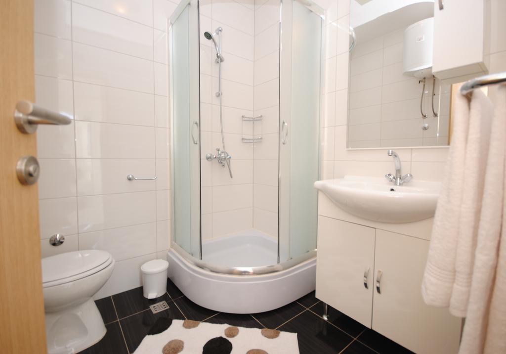 Apartments Valeria Kaštela Kültér fotó