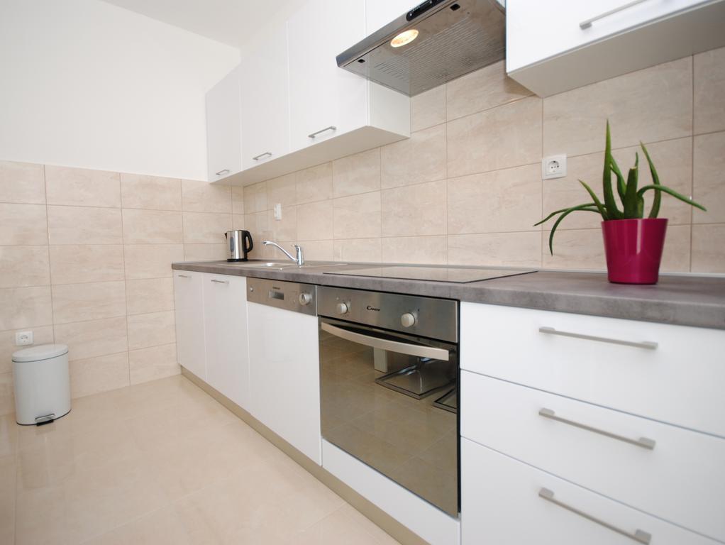 Apartments Valeria Kaštela Kültér fotó