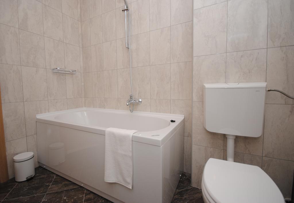 Apartments Valeria Kaštela Kültér fotó
